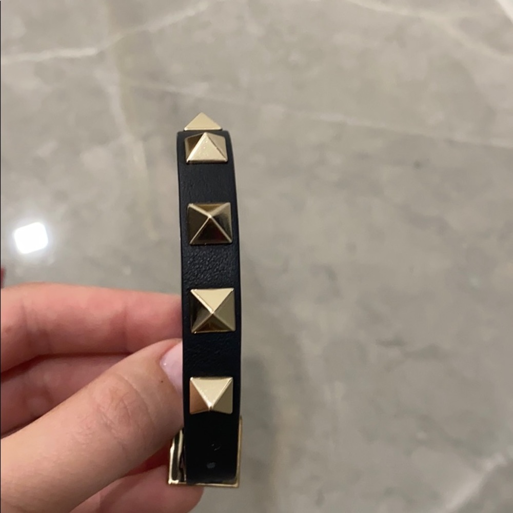 Valentino ROCKSTUD BRACELET - Picture 3 of 10